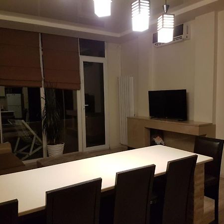 Apartment Magnolia Batumi Exterior photo